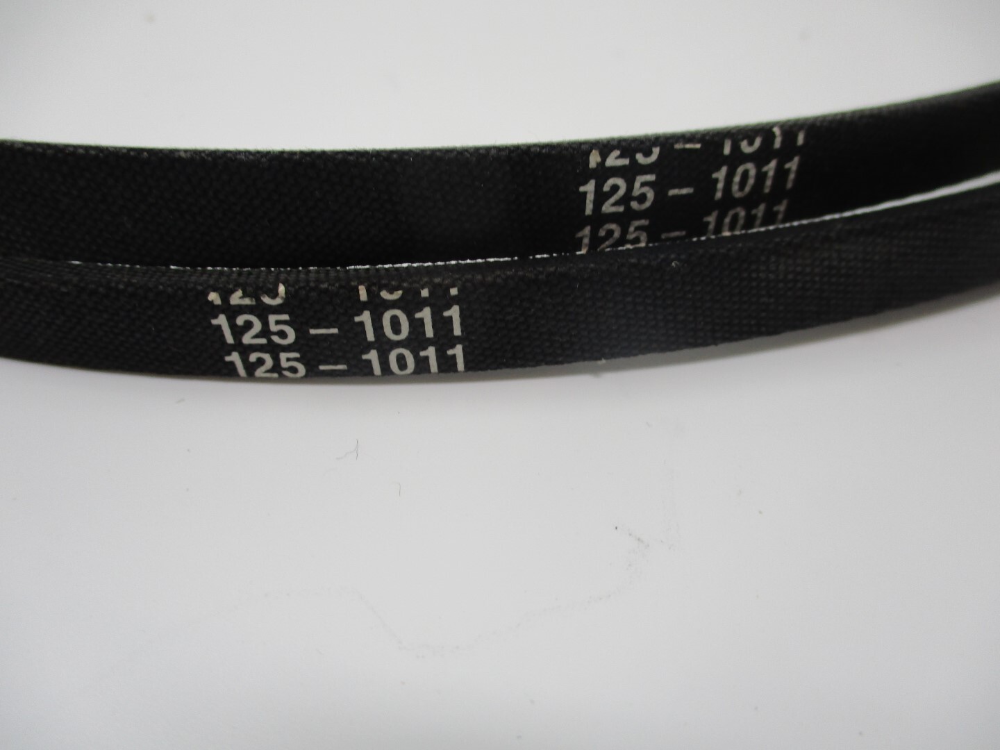 2 Pcs Genuine Toro 125-1011 Transmission V-Belt 21" Recycler Lawnmower gallery