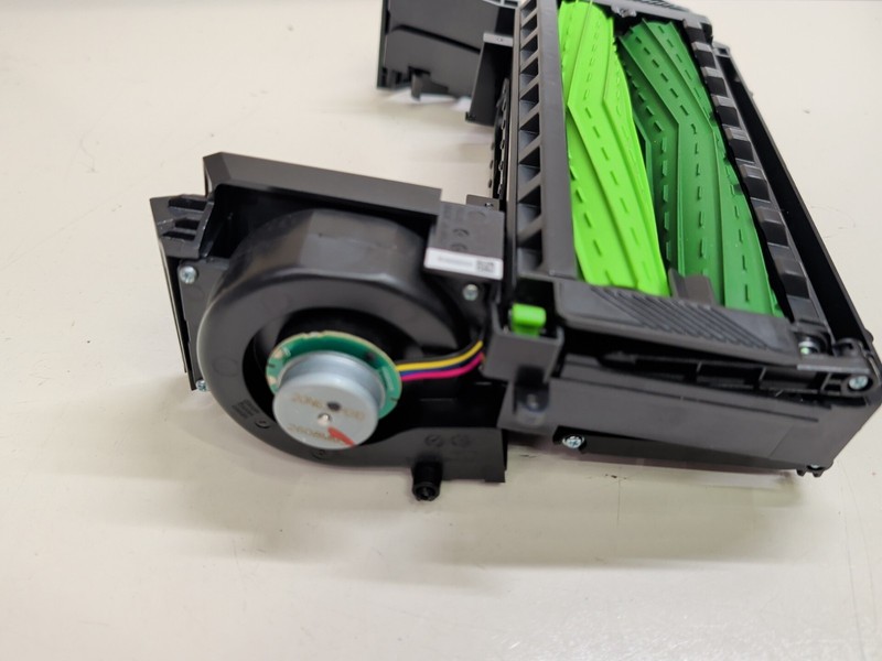 ~ Roomba Cleaning Head Module e6 i1 i2 i3 i4 i5 i6 i7 i8 J5 J6 J7 J8 chm Motor gallery