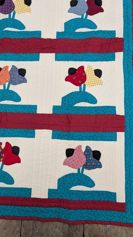 Quilt Handmade Beautiful Pattern Made in Early 90's, 71" + X by 54" Very Clean! gallery