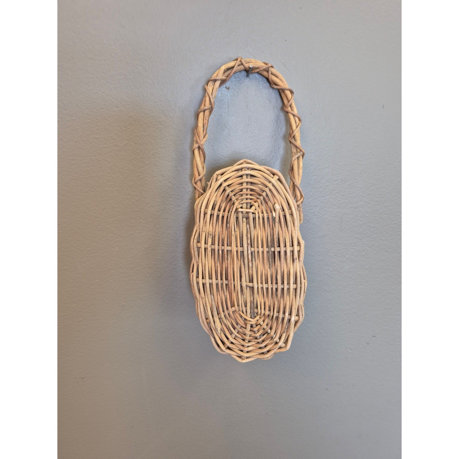 Vintage Handwoven Wicker Wall Pocket Basket 10 Boho Farmhouse Wall Planter Decor gallery
