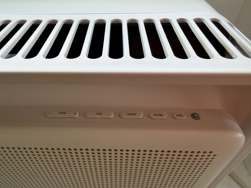 Mint Condition Windmill WhisperTech 12,000 BTU Window Air Conditioner - White gallery