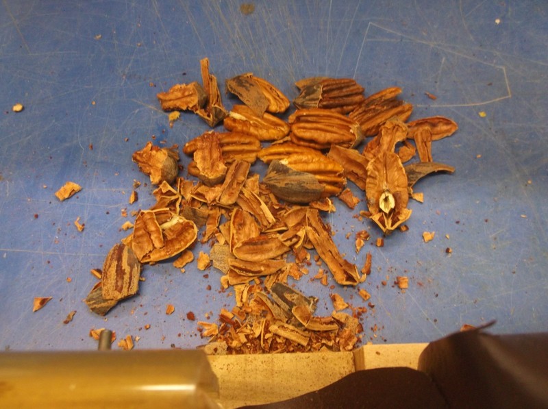 DYNAMIC ELECTRIC PECAN CRACKER NUT SHELLER gallery