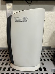 Sharper Image Ionic Breeze GP 13″ Desktop UV Light Silent Air Purifier S1720