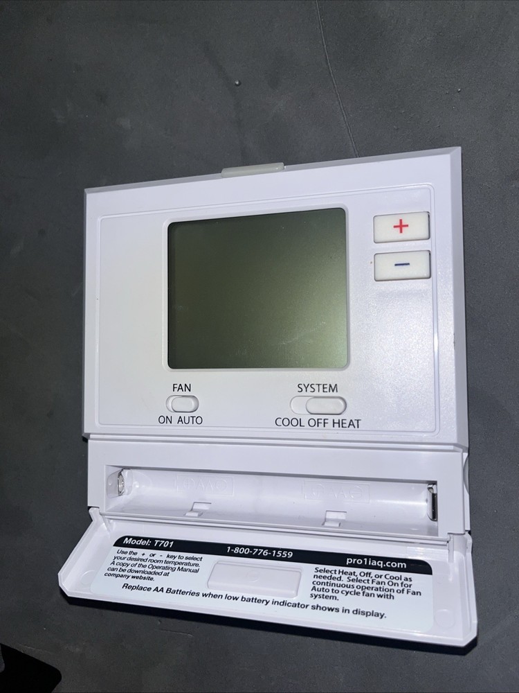 Genuine Pro1 T701 Digital Non Programmable Thermostat Blue Screen Working Tested