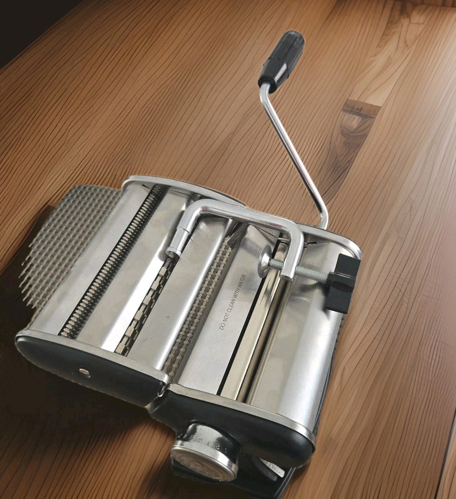 PL8 Profesional Pasta Maker Roller Machine Stainless Steel Spaghetti Fettuccine