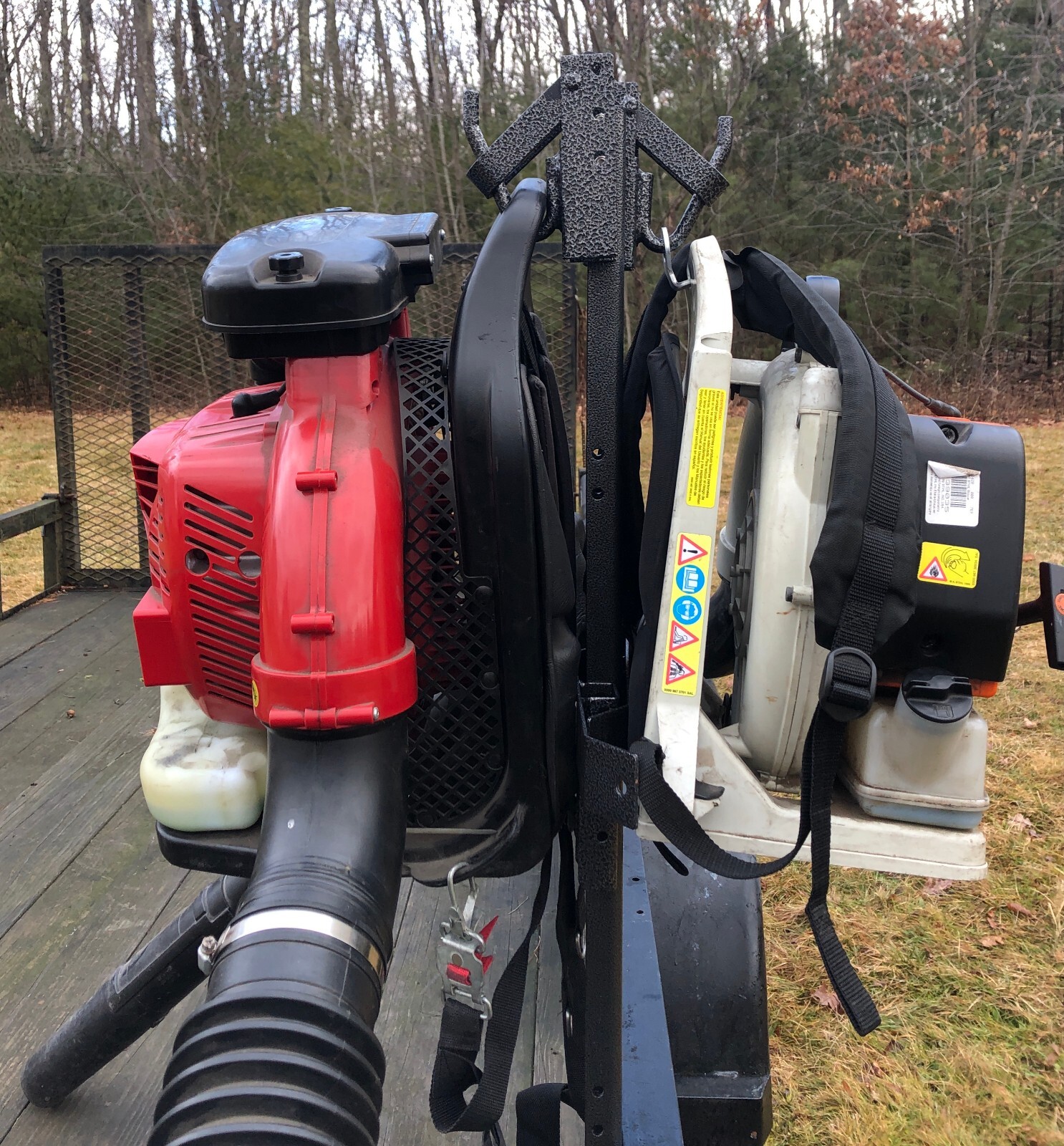 PK-19 2-Place Backpack Blower Rack gallery