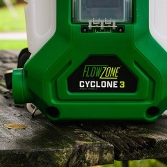 FlowZone Cyclone 3 Battery Powered Backpack Sprayer (4Gallon) – 4 Gallon