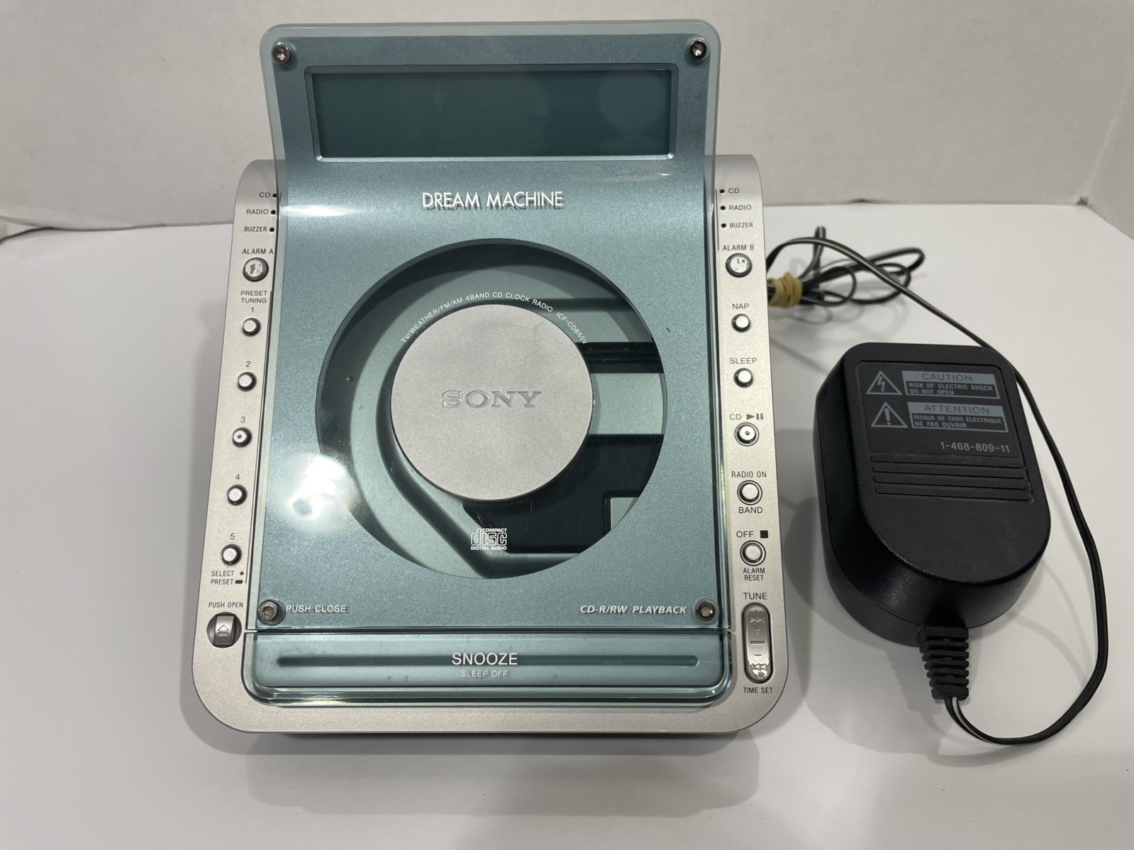 Sony Dream Machine Alarm Clock CD Player Radio ICF-CD855V Fully Tested Works gallery