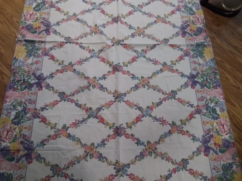 Easter Theme Tablecloth Rectangle 67" x 50 1/2" gallery