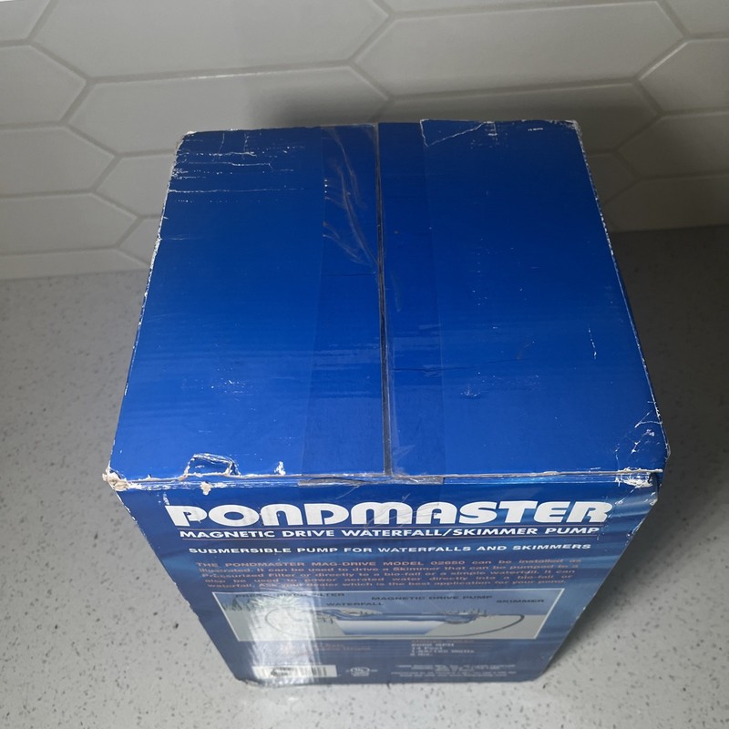 Pondmaster SWFP 2000 - 2000 GPH Magnetic Drive Submersible Waterfall / Skimme... gallery