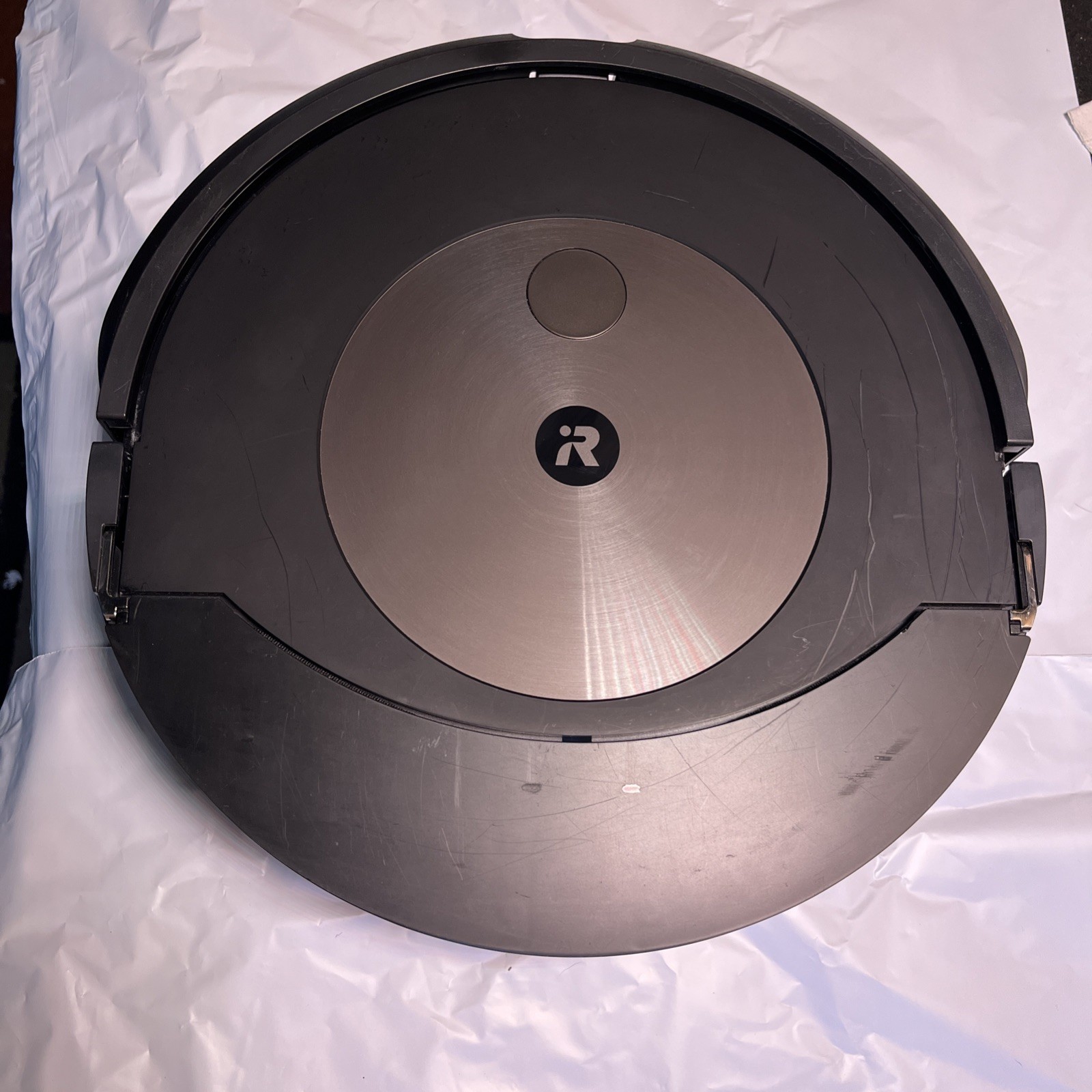 Roomba Combo J9+ RCA-Y1 Complete Unit Minus Bin Only 22 Hours Use Tested Working gallery