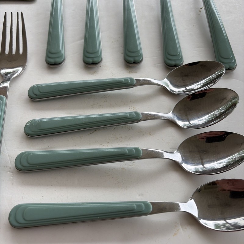 17 GIBSON DECA-TURQUOISE STAINLESS FLATWARE TURQUOISE HANDLE SPOONS KNIFE FORKS gallery