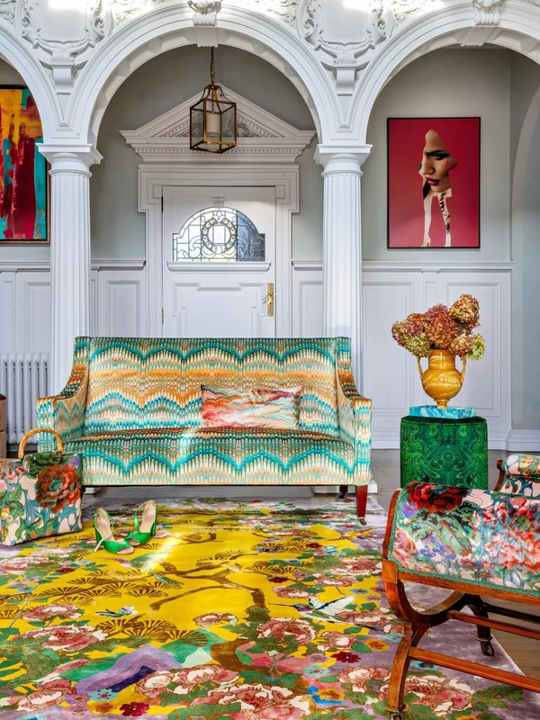 Wendy Morrison Mount Orient Violet Hand-Tufted Rug Chinoiserie Wool Designer gallery