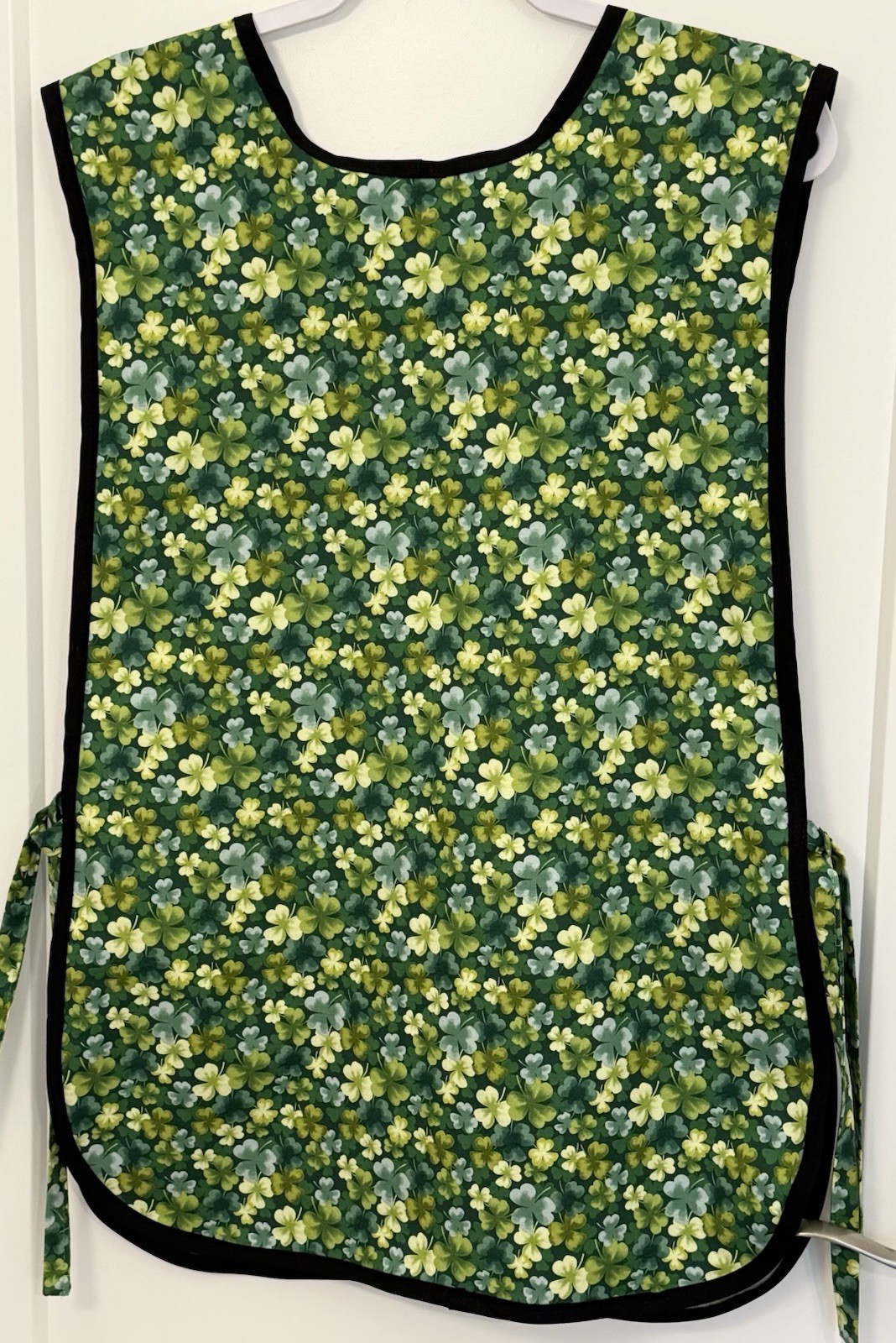 Shamrock Cobbler Apron, St. Patrick's Day Shamrock Green Yellow Black Pockets gallery