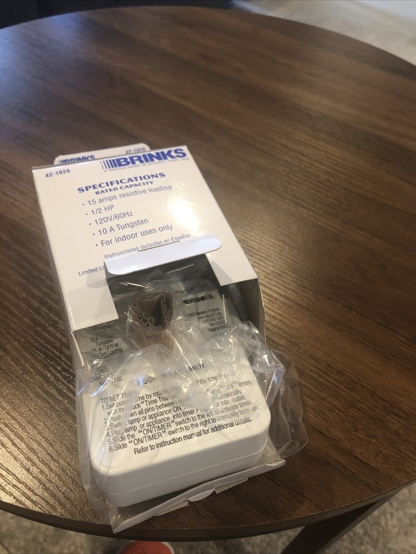 Brinks 42-1020 Mechanical Timer Grounded Plug 120V For Indoor Use Only NEW gallery