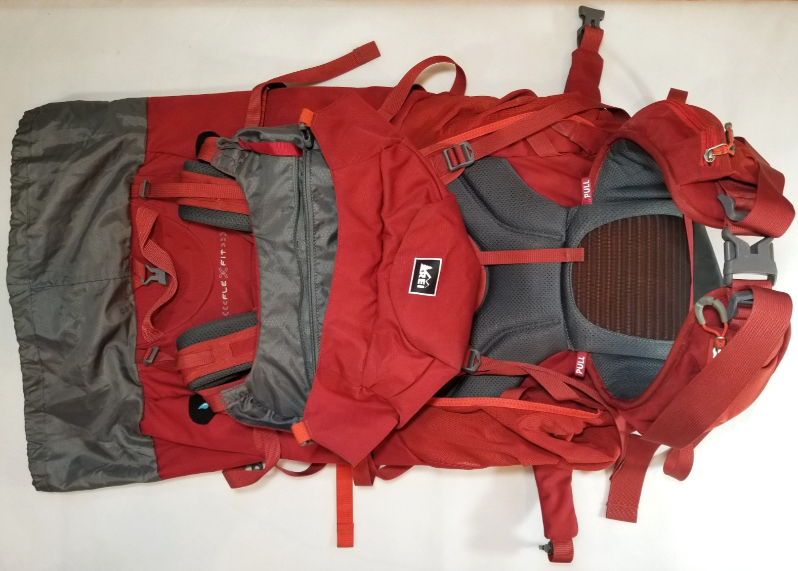 REI Yosemite 75 Hiking Backpack CCFLEXFIT - Red/Gray