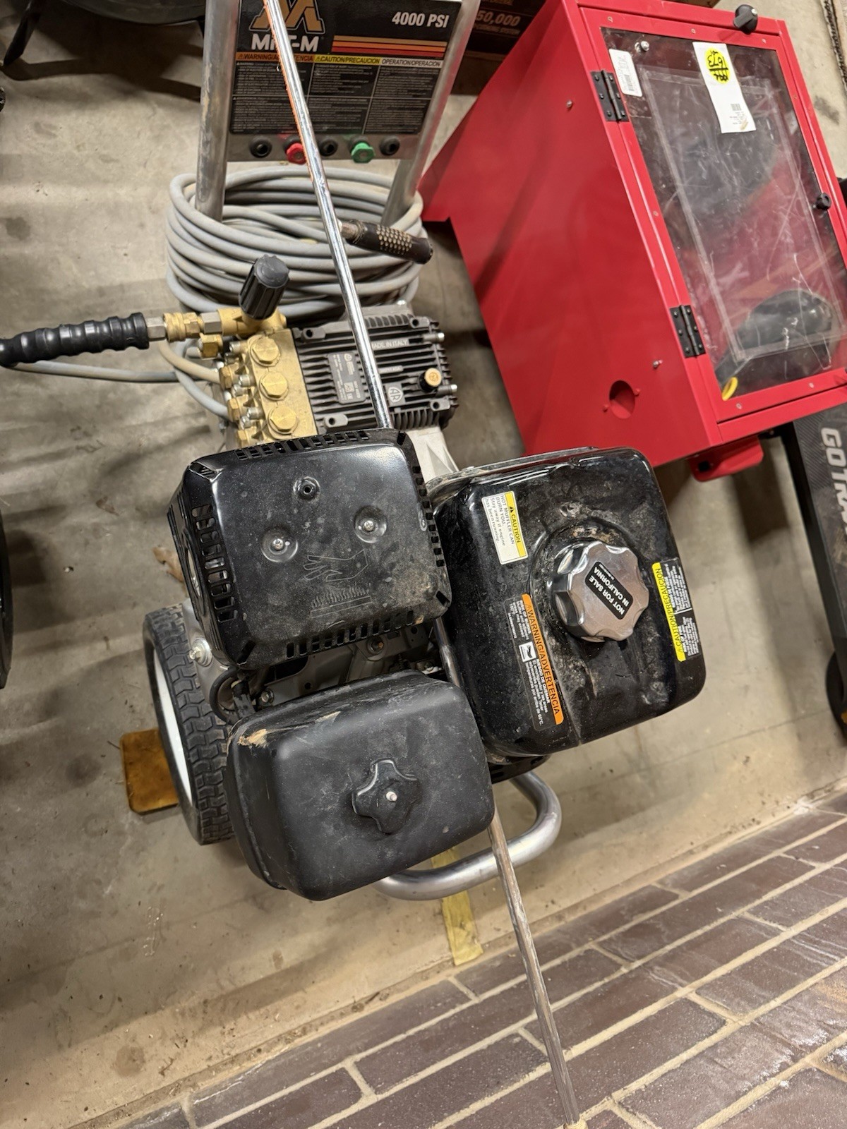 Mi-T-M 4000 PSI Gas Pressure Washer gallery