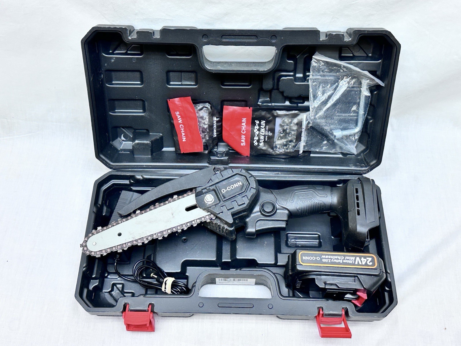O-CONN Mini Chainsaw 4 Inch Cordless Electric 2x 2000mAh Batteries & 2x Chains gallery