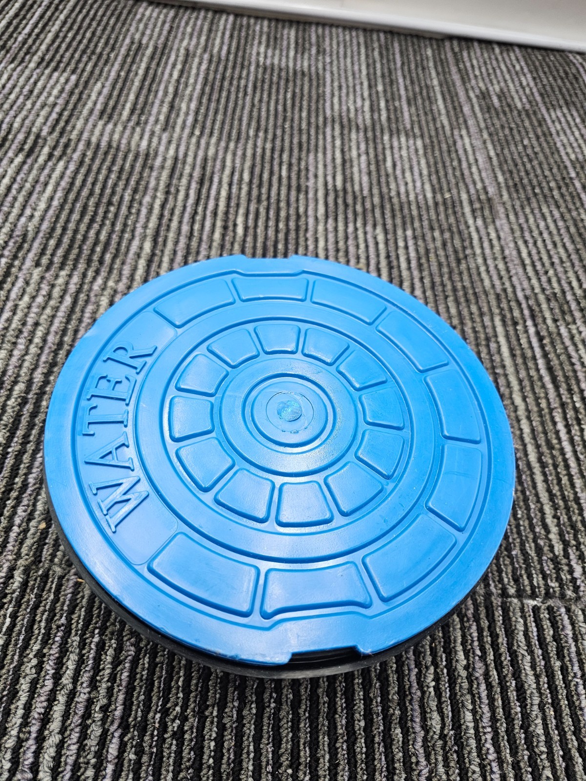 7" Non Pop Water Valve Box Lid Replacement Cap Tool Fitting Blue gallery