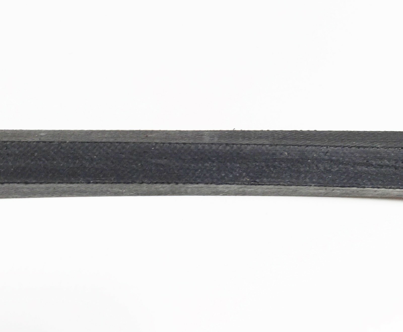 A68 4L700 Belt, 1/2" Width, 5/16" Height, 70" OD Circumference gallery