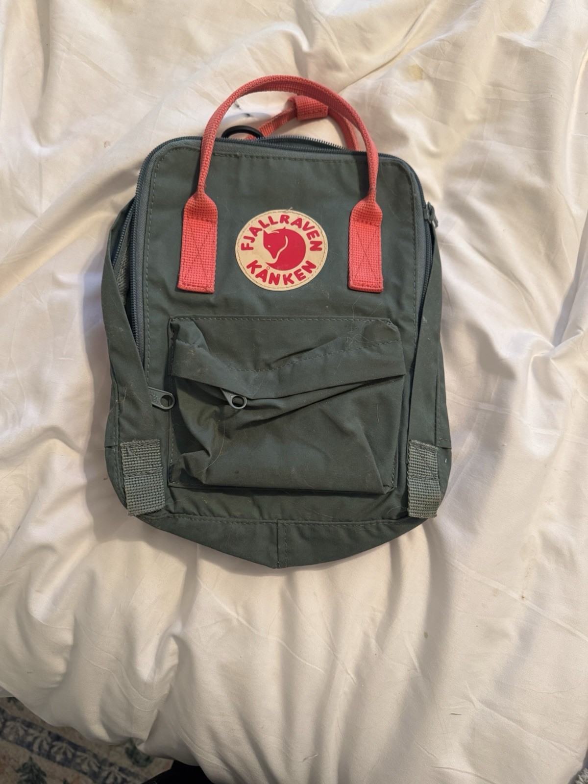 Fjallraven Kanken Mini Backpack