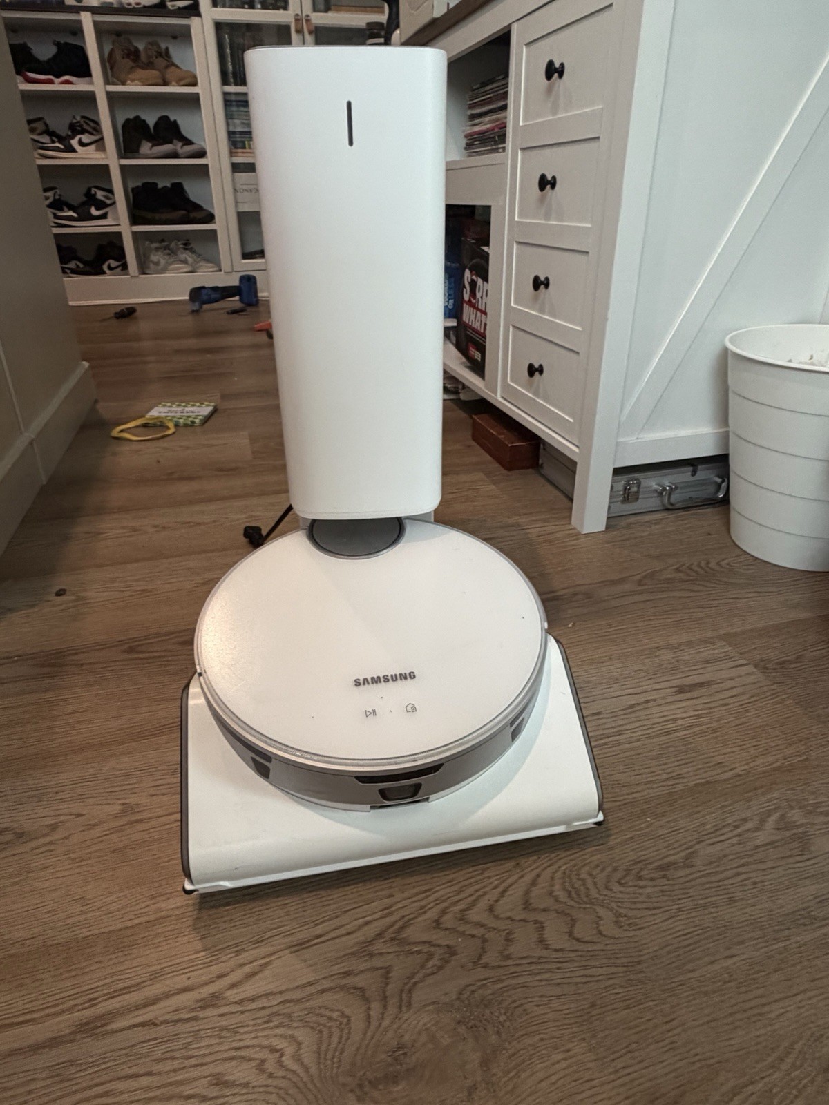 Samsung Jet Bot AI+ Robot Vacuum with Object Recognition VR50T95735W/AA gallery