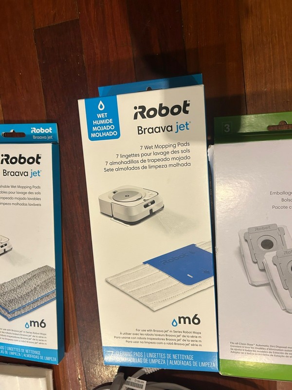 iRobot Braava Jet M6 Ultimate Wi-Fi Connected Robot Mop -White lot 11 items gallery