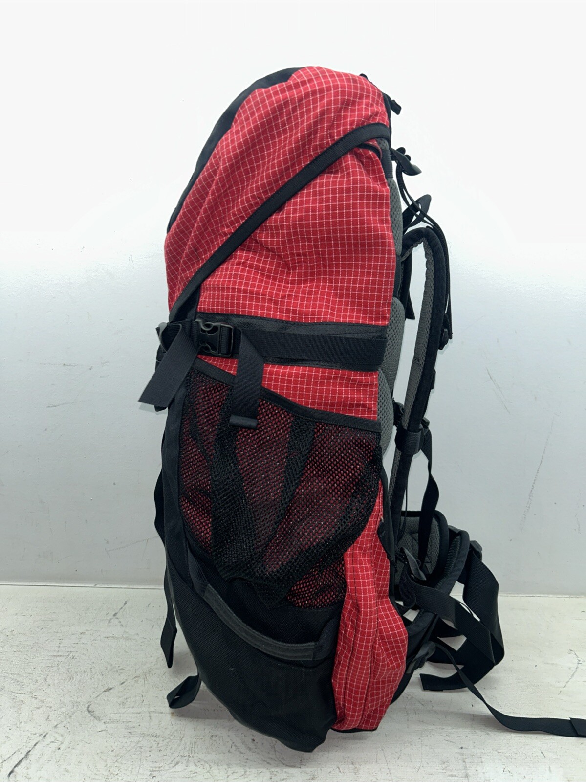 LL Bean Hiking Backpack OJD97 Red & Black 28”x14”x7” 3