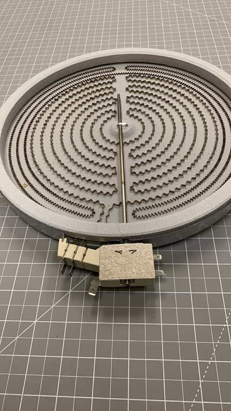 OEM LG Range Radiant Surface Element MEE62385201 for LREL6325F/01 gallery