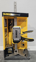 DeWALT DWHT83550 TOUGHSERIES Construction Jack, Lifts Up to 340LBS-Height 8-3/4″