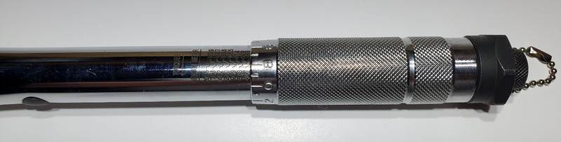 1/2" Drive MICROMETER CLICK TORQUE WRENCH TOOL with CASE and Accessories 150 # gallery