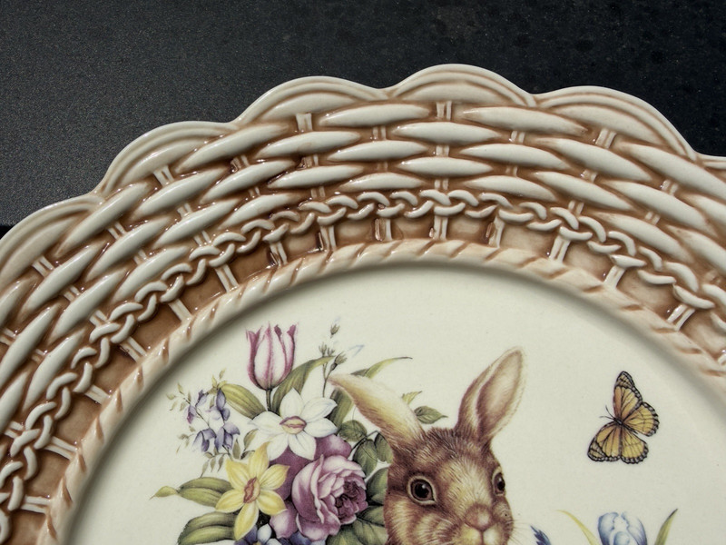 Cracker Barrel Easter Treasures Dinner Plate Bunny Rabbit 11.25” Please READ gallery