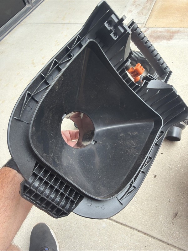 WORX Universal Leaf Blower Collection System with 8 16ft Hose and Mesh Hood gallery
