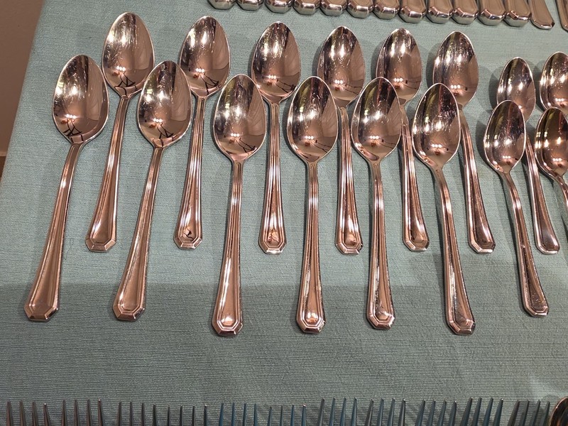 Gorham FAIRVIEW 18/8 Stainless Silverware Flatware Set 84 Pieces gallery