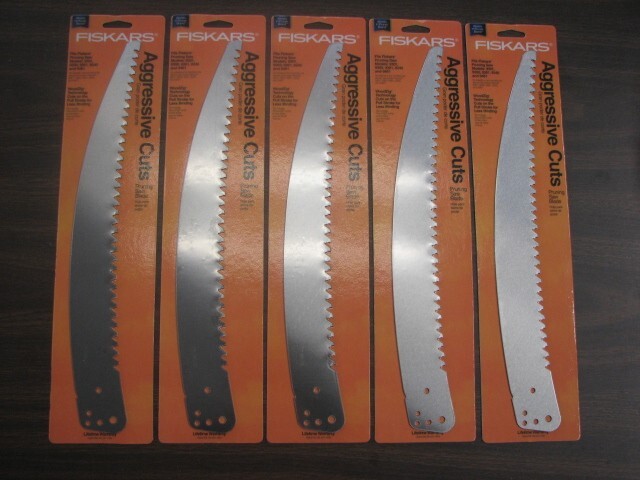 5 - FISKARS 15" POLE SAW/PRUNER REPLACEMENT SAW BLADE gallery