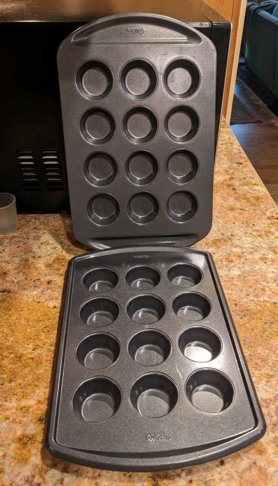 Wilton 2 Mini Muffin Pan Metal Mini Cupcake / Muffin 12 Cup Each Pan Preowned gallery