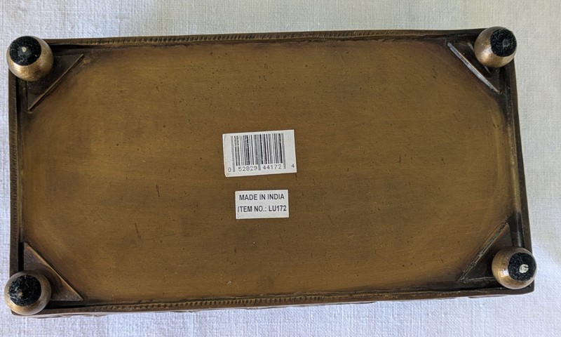 WINDSOR CASTLE ANTIQUE BRASS SCROLL PAPER GUEST TOWEL HOLDER gallery