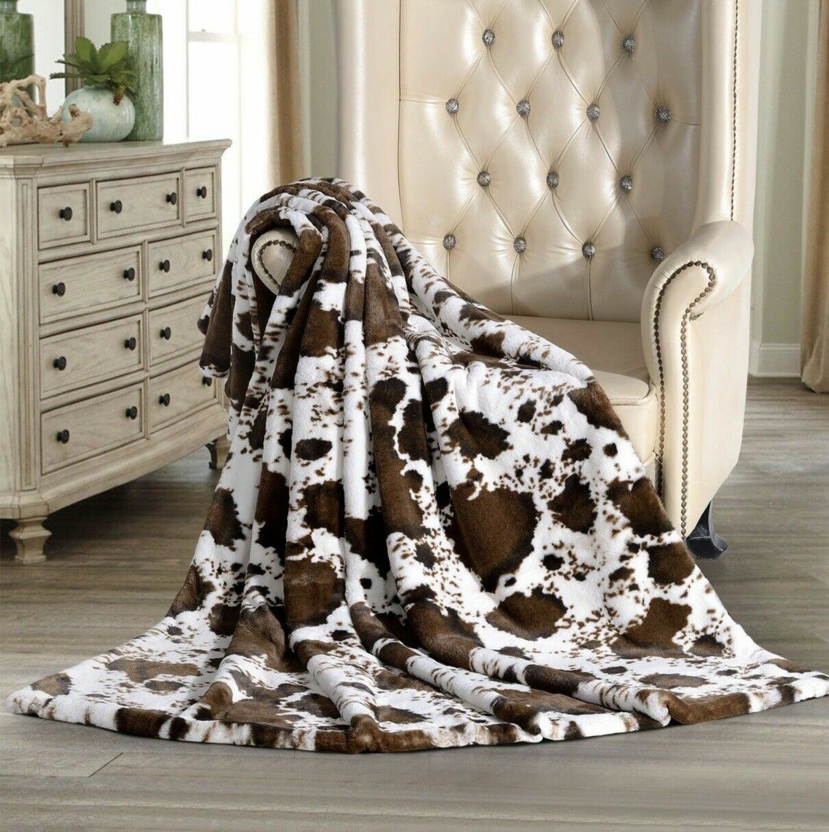 Member's Mark, 60" x 70" Oversized Faux Fur Throw Soft Blanket (Choose Pattern) gallery