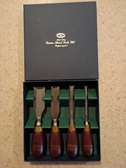 Crown Tools 4 Piece Butt Chisel Set Sheffield England NEW IN BOX NEVER USED