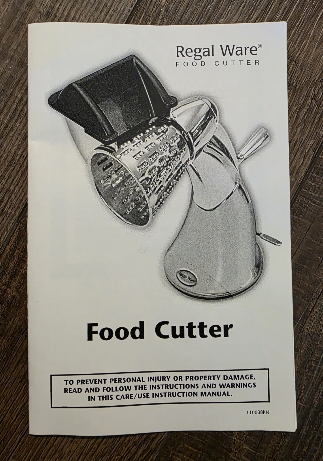 Regal Ware Manual Food Cutter/Processor w/5 Cones & Manual GN005-FC New In Box gallery
