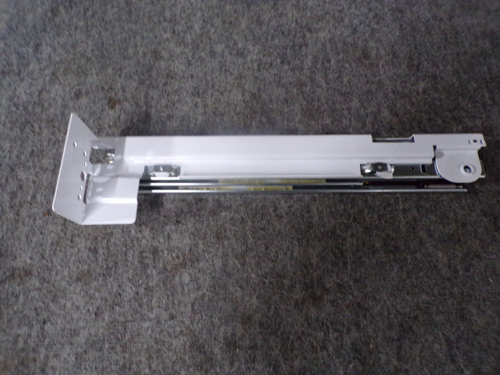 MGT42902808 KENMORE FREEZER UPPER LEFT SIDE SLIDE RAIL gallery