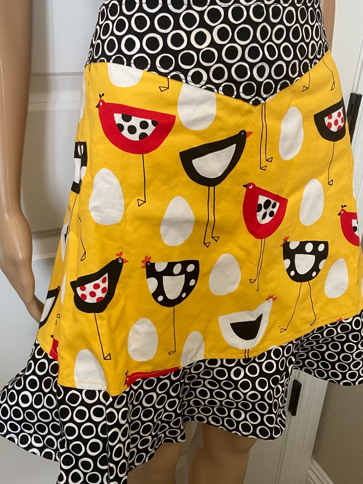 CHICKEN Half Apron Hand-made Gold Black & White NEW fits up to 45" Waist XXL gallery