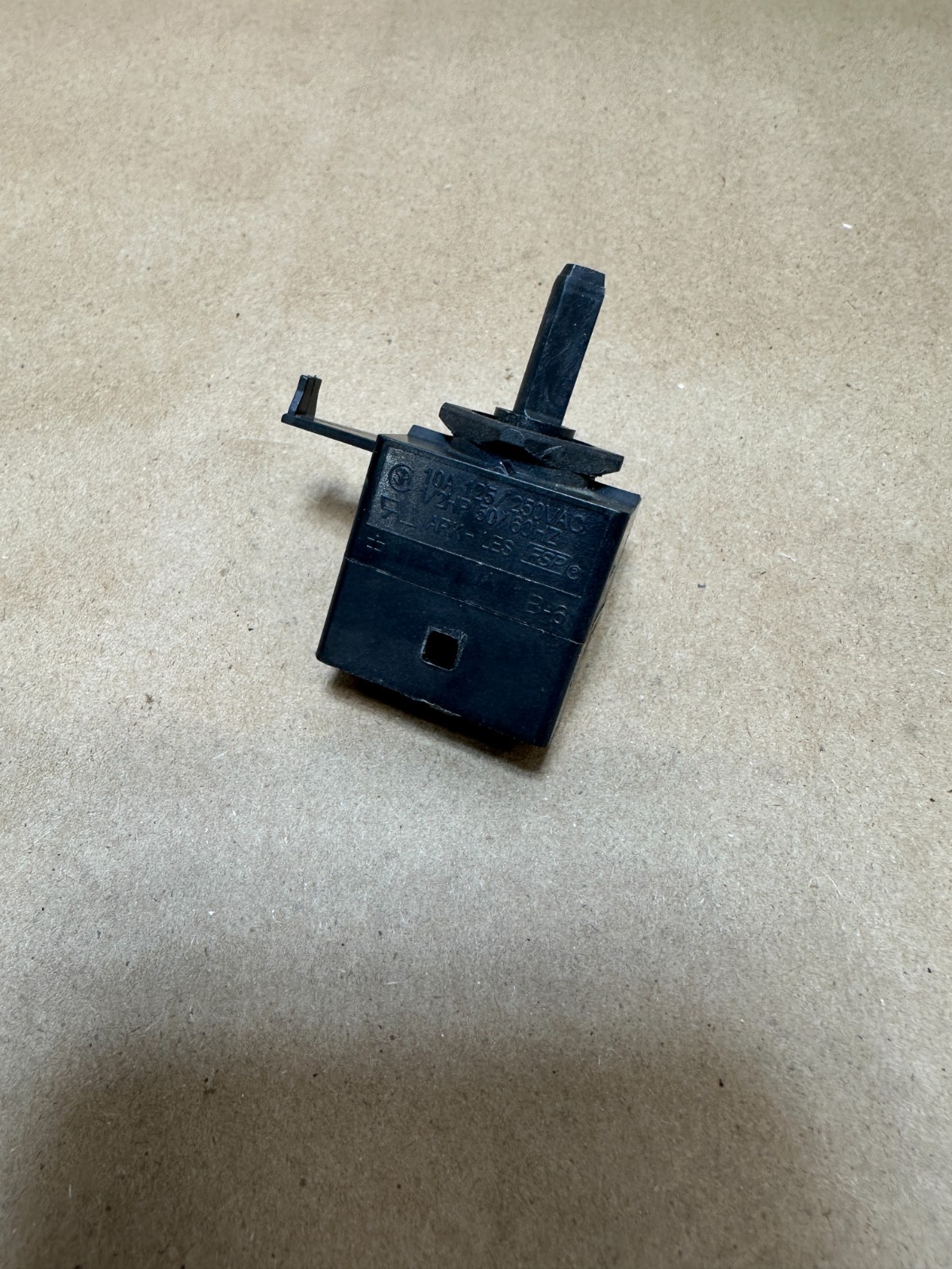 OEM Whirlpool Washer Rotary Switch 3949187 gallery