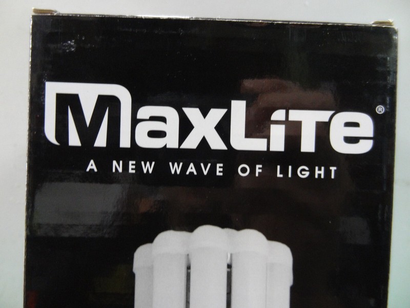 Maxlite Non-Dimmable 60 Watt 5000K LED Post Top/High Bay Retrofit Lamp gallery
