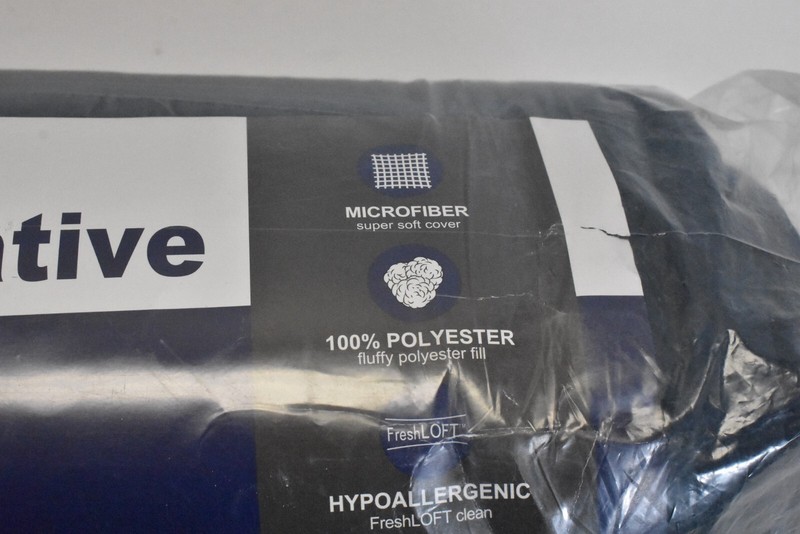 Color Down Alternative Microfiber Comforter Full/Queen Size 88" x 88" Navy gallery