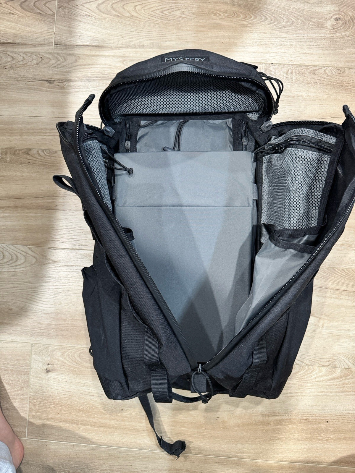 Mystery Ranch Front 2.0 Black Small/Medium Harness 3