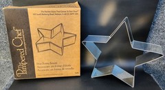 The Pampered Chef Star Cake Form/Insert #1545 (NEW – OPEN BOX)