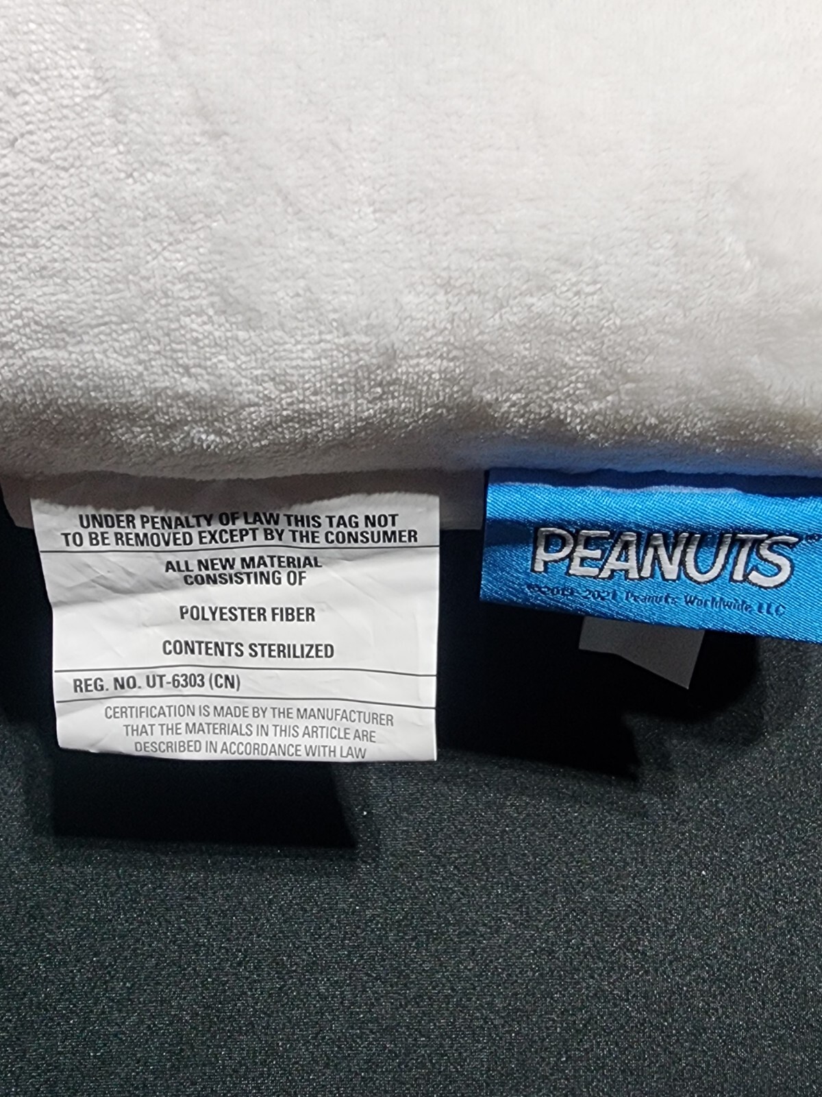 Snoopy Peanuts Christmas Decorative Pillow 20”x20” Doghouse Lights Napping New gallery