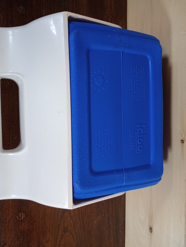 Vintage Igloo Mini Mate Small Lunchbox Cooler Yellow White Purple Teal gallery