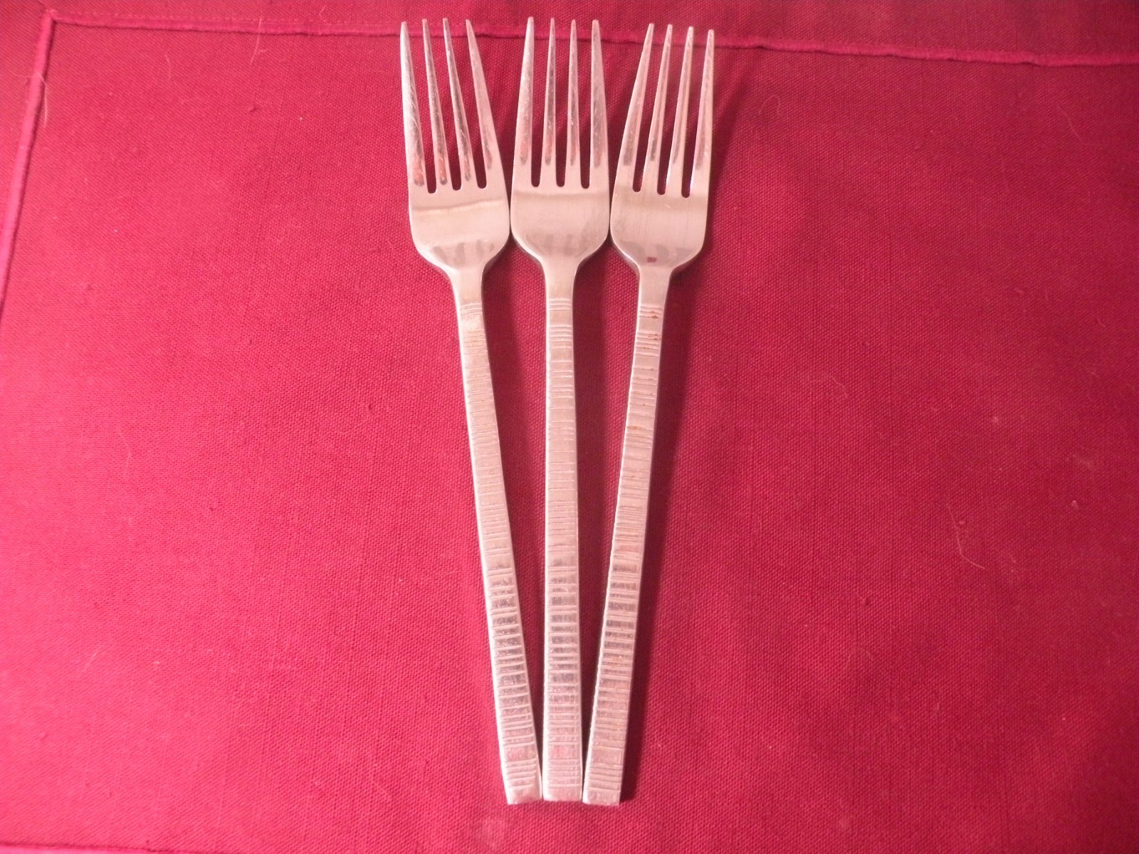 Set Of 3 Dinner Forks Azur Hampton silversmiths Stainless Steel flatware 8" gallery